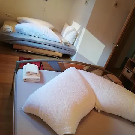 83 * Tösenssteinach