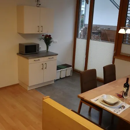 83 * Tösenssteinach